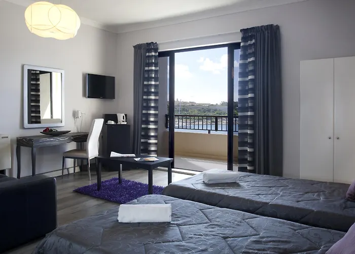 Sliema Marina Hotel